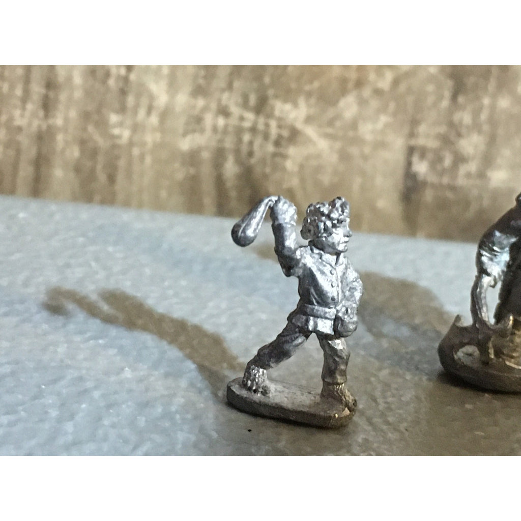 A32072 RAL PARTHA METAL LOT UNKNOWN MINIATURES HALFLING ARCHER SLINGER & DWARF