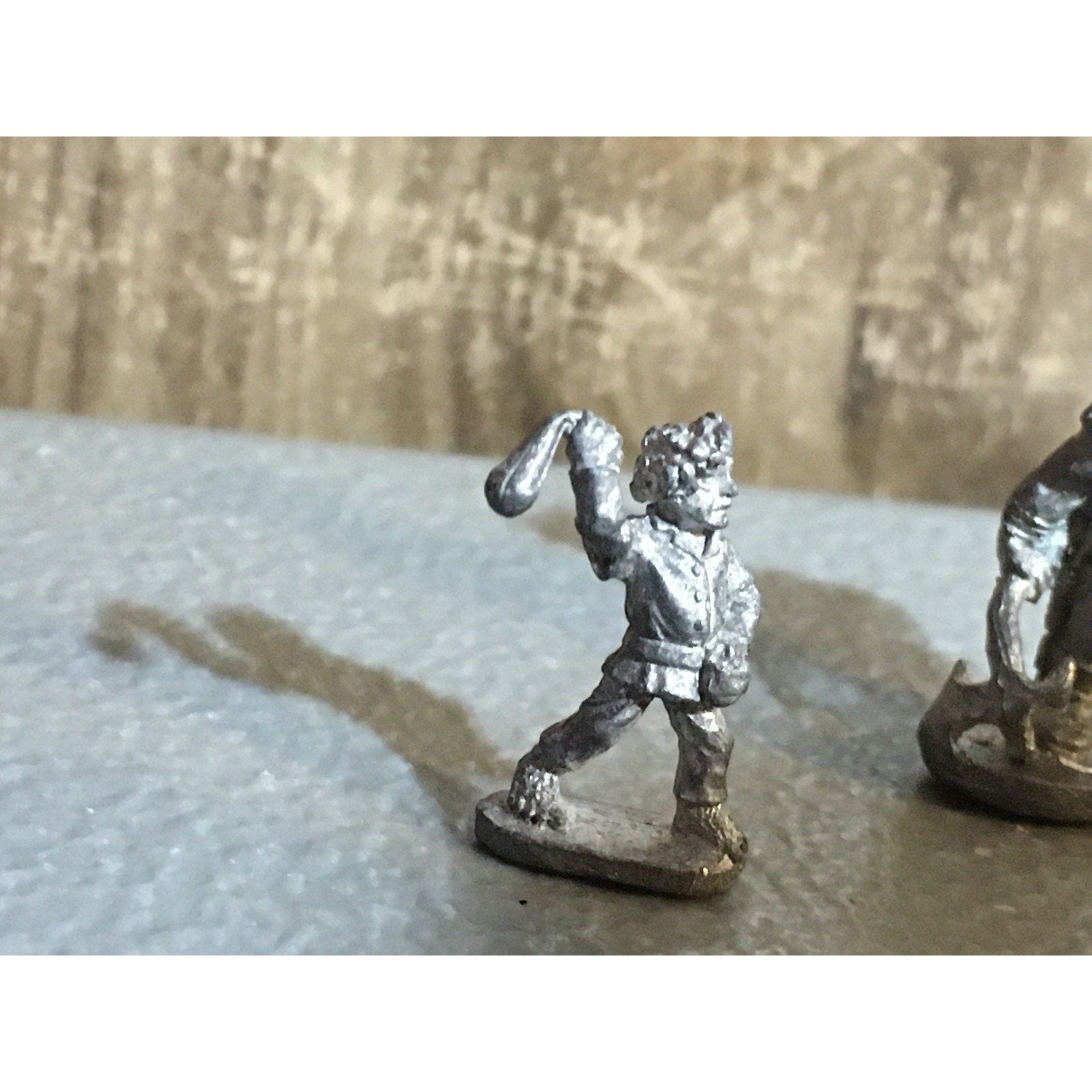 A32072 RAL PARTHA METAL LOT UNKNOWN MINIATURES HALFLING ARCHER SLINGER & DWARF