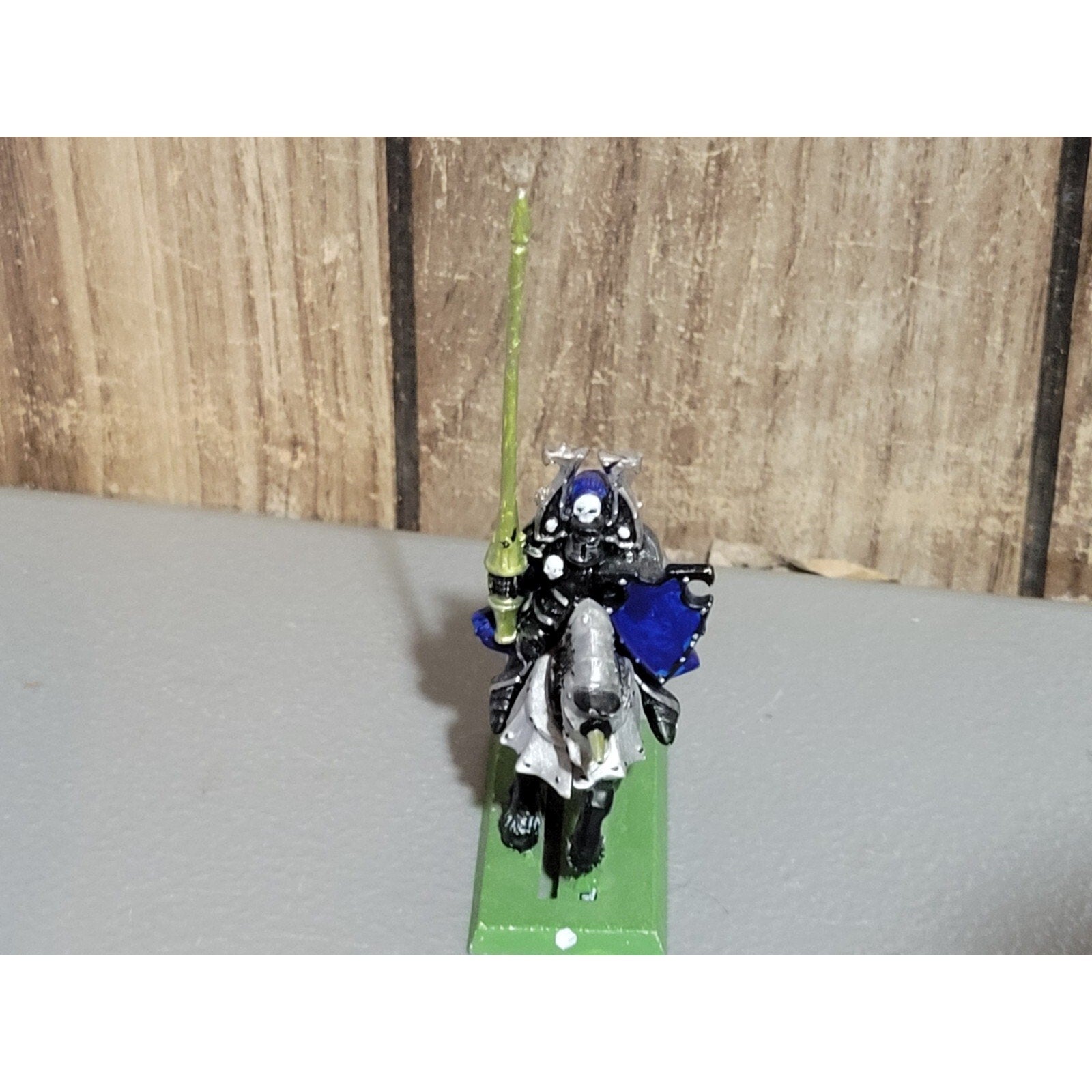 A18999 WARHAMMER FANTASY CHAOS MORTALS CLASSIC KNIGHT PLASTIC