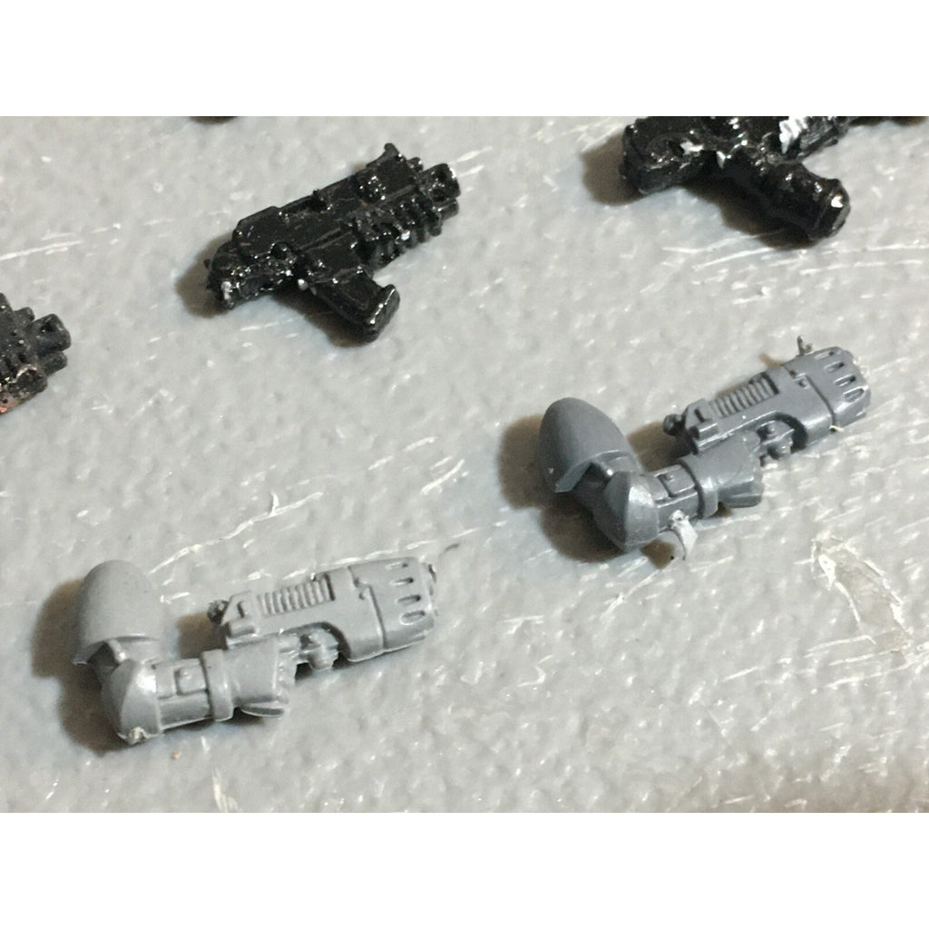 A22960 WARHAMMER 40K SPACE MARINES BITS LOT BOLTERS SPECIALS GAMES WORKSHOP GW