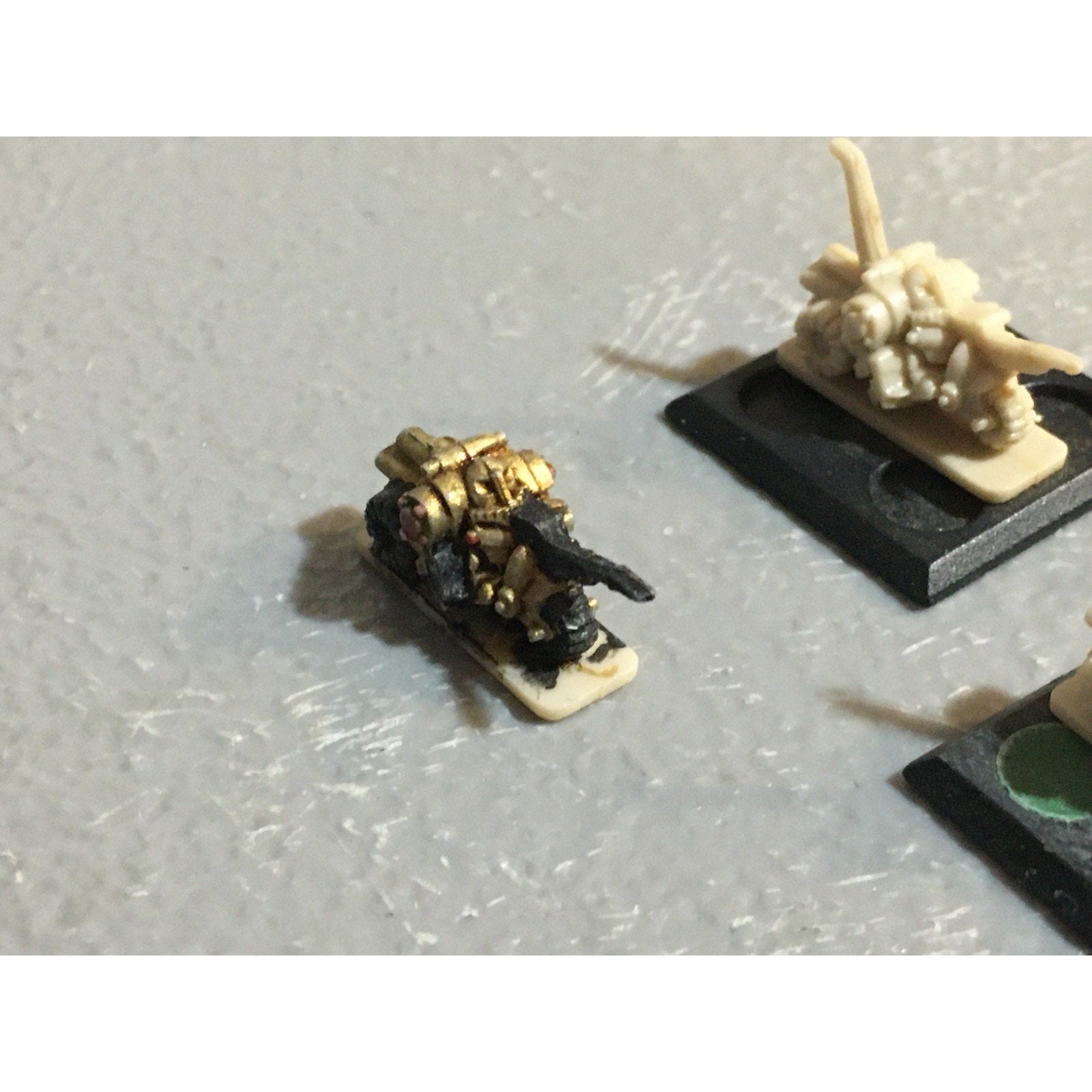 A24539 EPIC 40K SQUAT TRIKE BIKES 4X GAMES WORKSHOP WARHAMMER GW