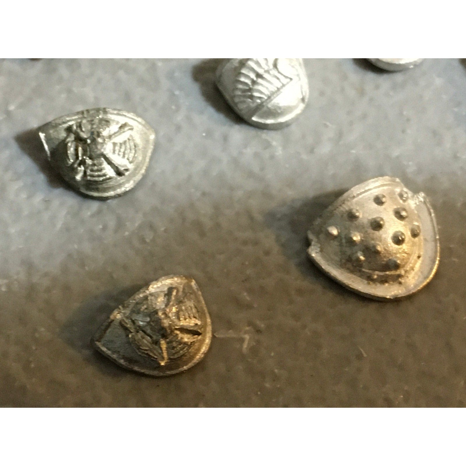 A32484 WARHAMMER 40K SPACE MARINES METAL BIT LOT SHOULDER PAD PLATE MULTIMELTA