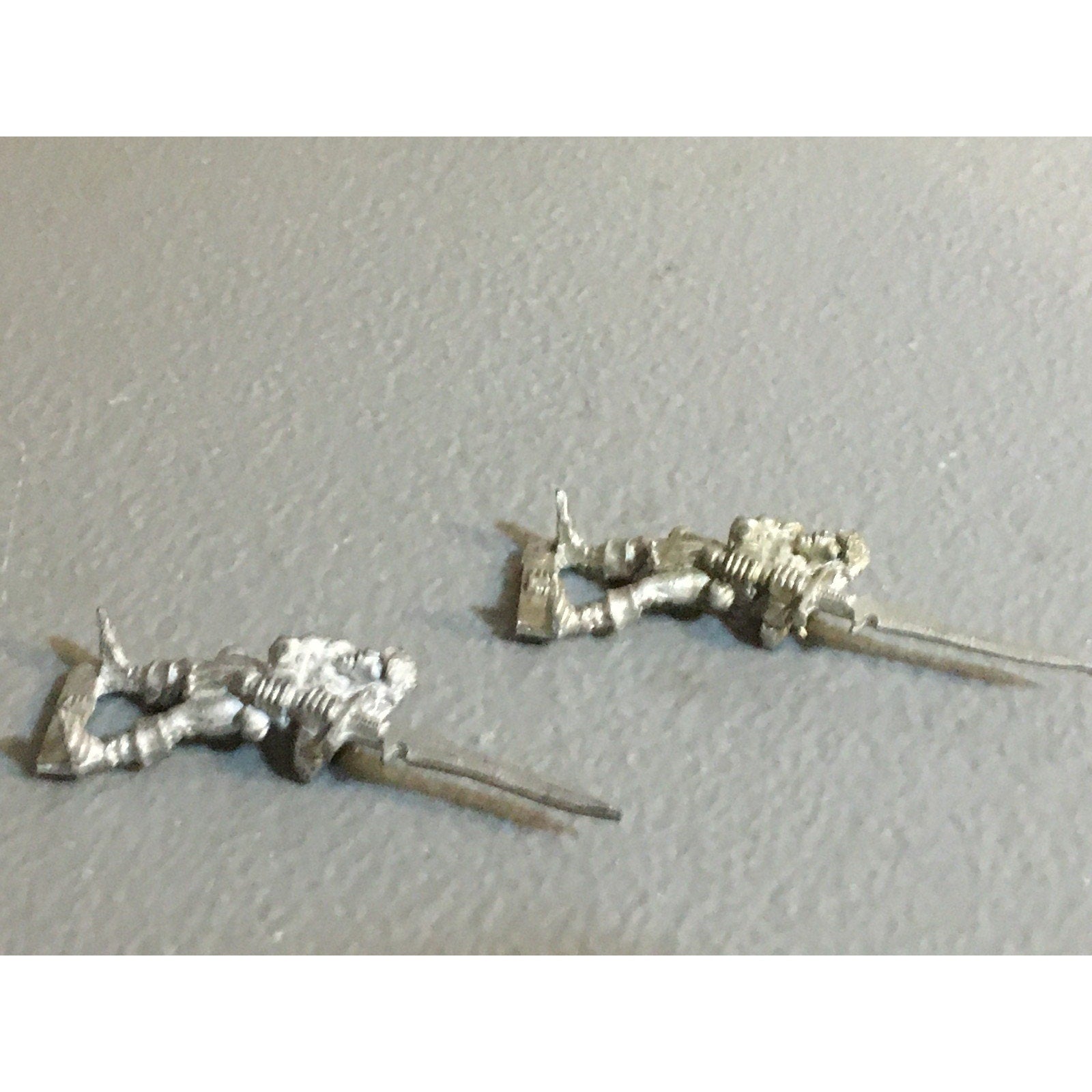 A33782 WARHAMMER CITADEL FANTASY WOOD ELVES METAL 1987 2 PK SWORD GW