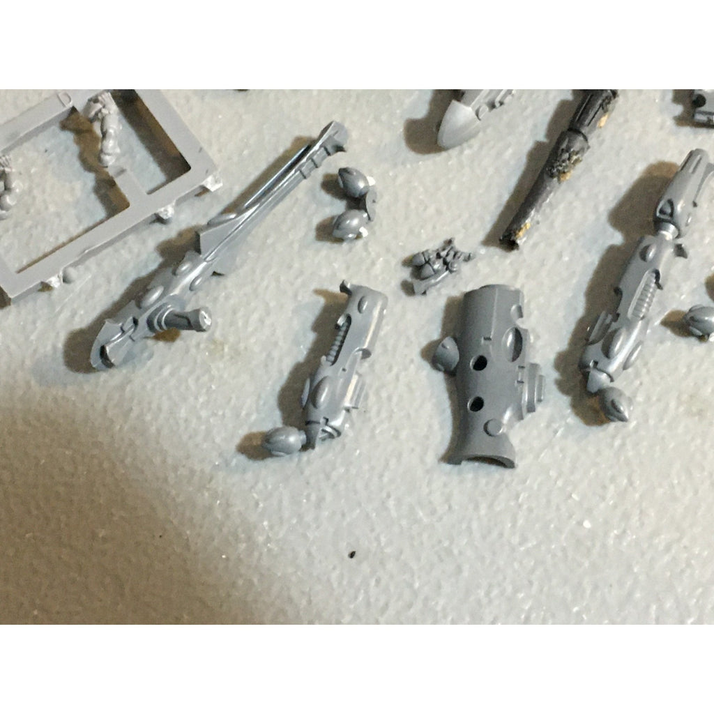 A27389 WARHAMMER 40K ELDAR CRAFTWORLDS BITS LOT WEAPON PLATFORM HEAVY GW