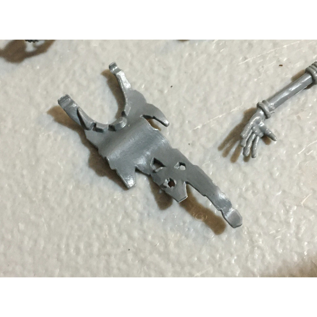 A23423 WARHAMMER FANTASY VAMPIRE COUNTS UNDEAD BITS LOT SKELETON WIGHT MIXED GW