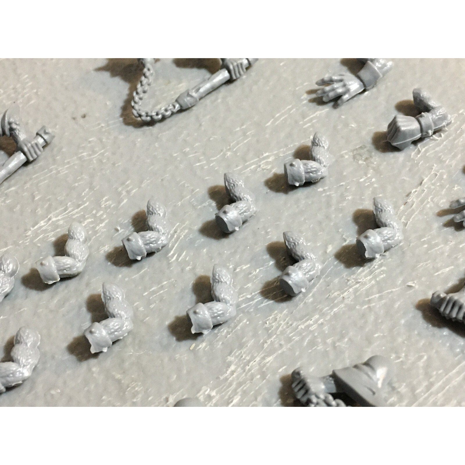 A23449 WARHAMMER FANTASY SKAVEN BITS LOT MIXED CLANRAT PLAGUE MONK RUNNER GW