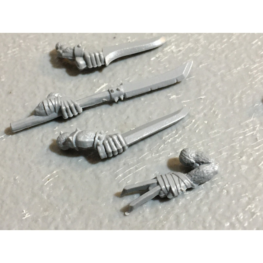 A23447 WARHAMMER FANTASY SKAVEN BITS LOT MIXED CLANRAT PLAGUE MONK RUNNER GW