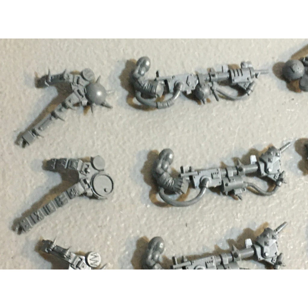A33038 WARHAMMER 40K SPACE ORKS BITS LOT BURNA SKORCHAS GW GAMES WORKSHOP
