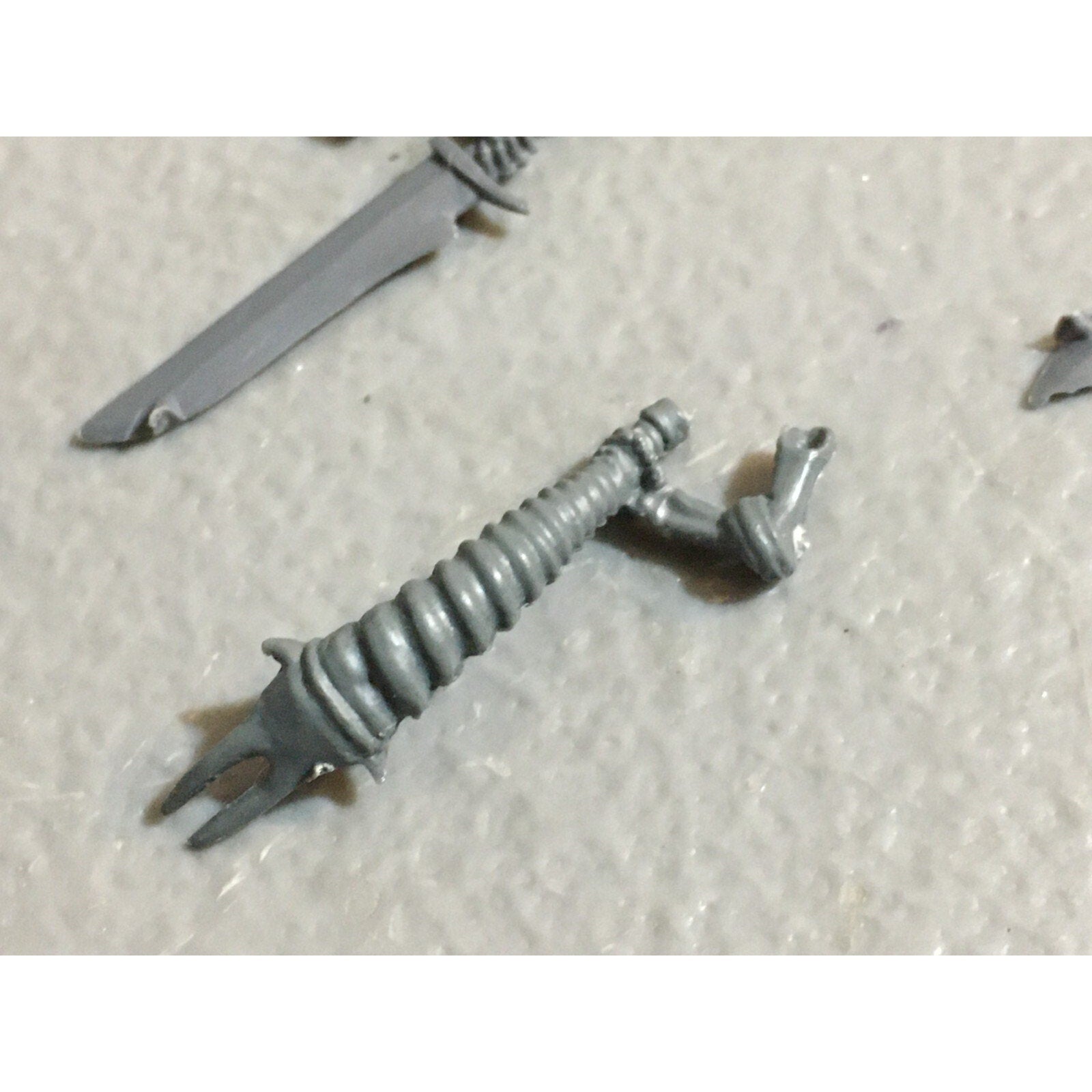 A23415 WARHAMMER FANTASY VAMPIRE COUNTS BITS LOT SKELETON WIGHT SWORD ARMS GW