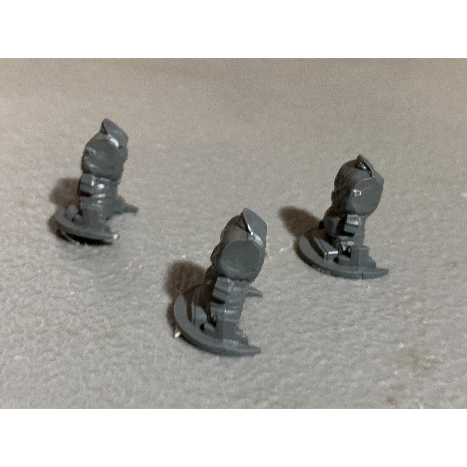 A17852 WARHAMMER 40K ASTRA IG GUARD TANK OFFICER COMMANDER TORSO BIT 3 PK LOT GW