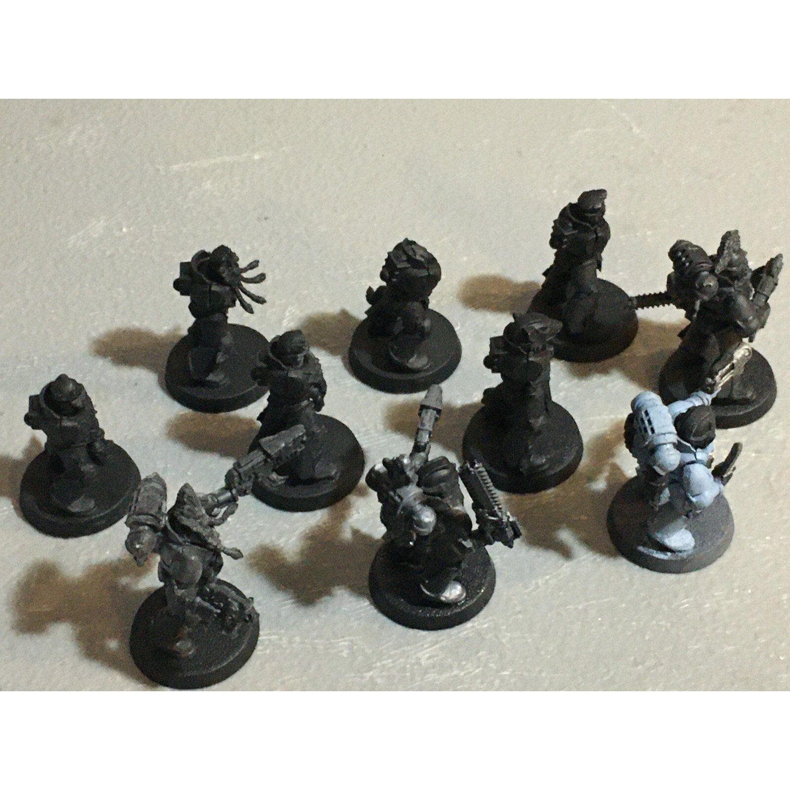 A23004 WARHAMMER 40K SPACE MARINES WOLVES INCOMPLETE GREY HUNTERS 10 PK GW