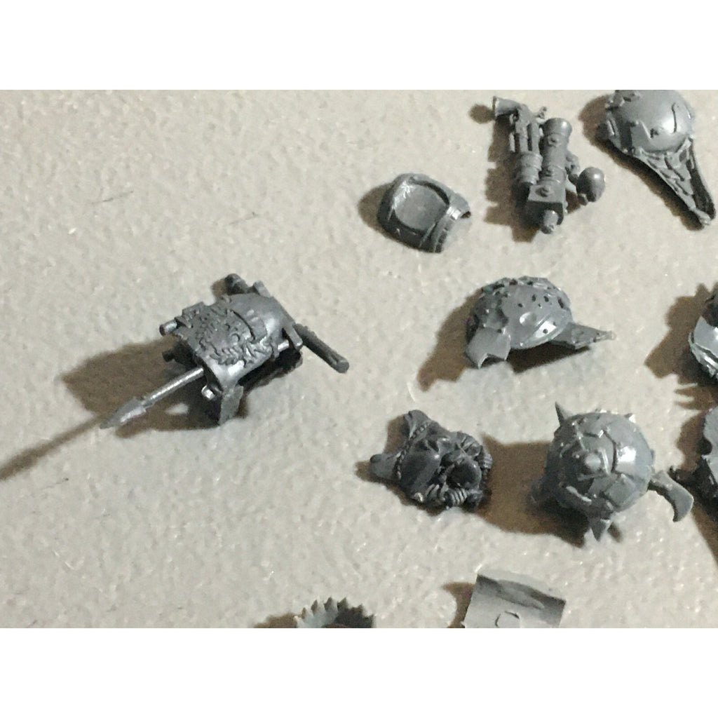 A22070 WARHAMMER FANTASY OGRE KINGDOMS BITS LOT MIXED GAMES WORKSHOP GW