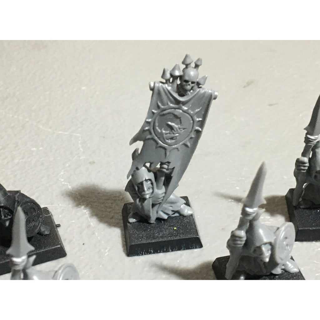 A22618 WARHAMMER FANTASY ORCS & GOBLINS BITS LOT NIGHT GOBLIN MIXED GW