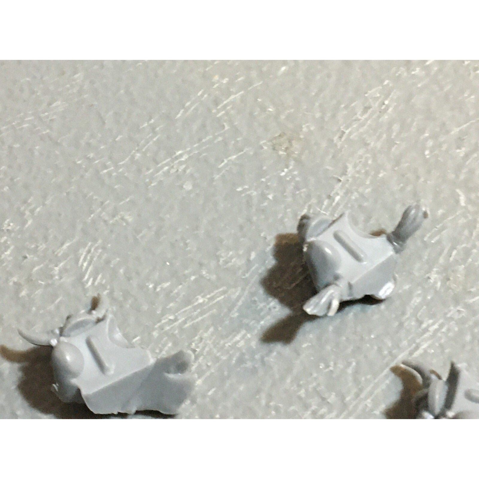 A23401 WARHAMMER FANTASY DWARFS BITS LOT WARRIORS TORSO BANNER GAMES WORKSHOP GW