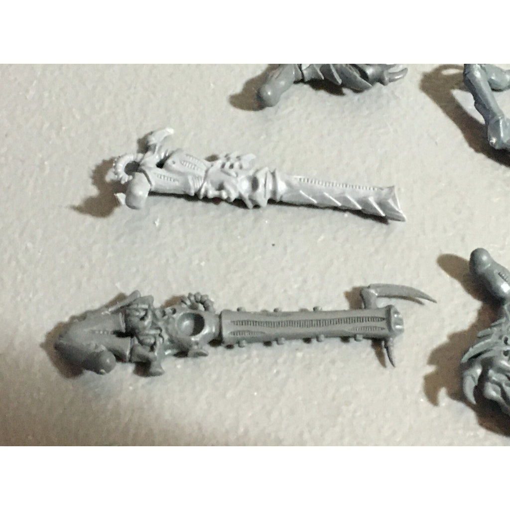 A22313 WARHAMMER 40K TYRANIDS BITS LOT MIXED GAMES WORKSHOP GW