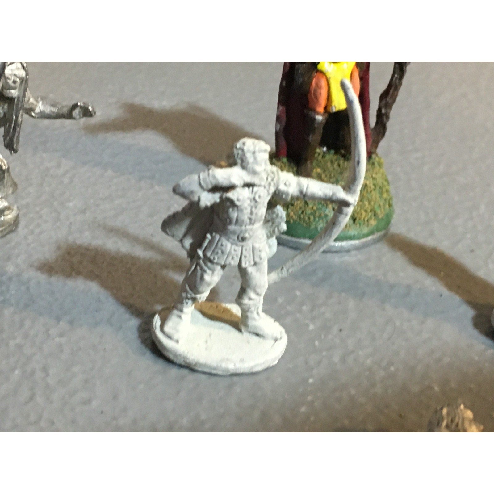 A34022 UNKNOWN METAL MINIATURES MIXED HUMAN MAGE FEMALE TABLETOP RPG