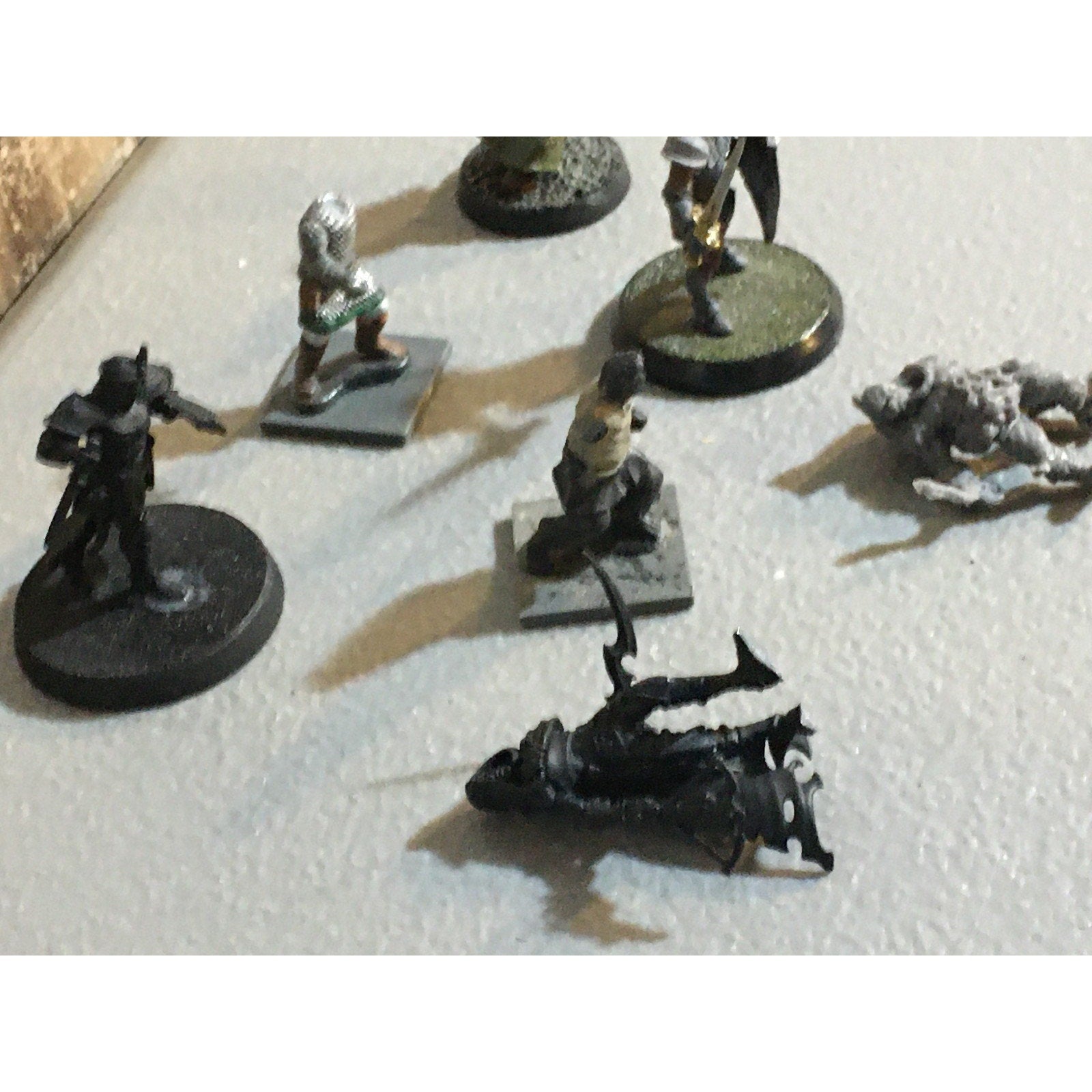 A32536 UNKNOWN MINIATURES PLASTIC INCOMPLETE WARRIOR SOLDIER