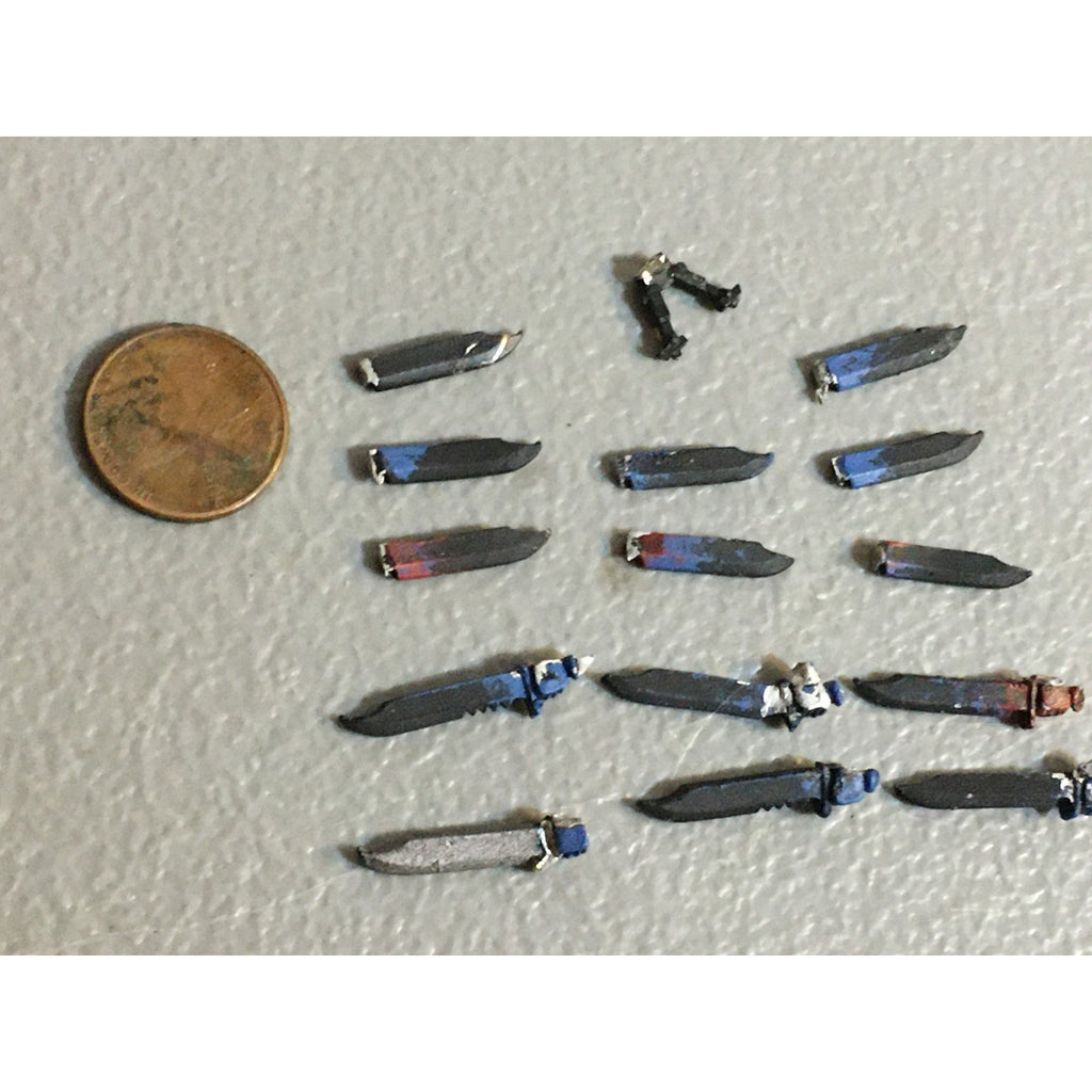A33848 WARHAMMER 40K SPACE MARINES BITS LOT ALL METAL SCOUT KNIFE KNIVES GW