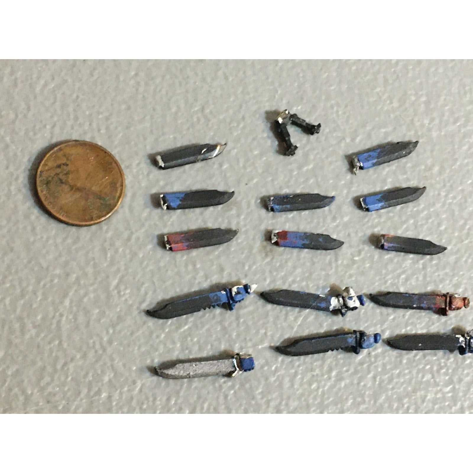 A33848 WARHAMMER 40K SPACE MARINES BITS LOT ALL METAL SCOUT KNIFE KNIVES GW