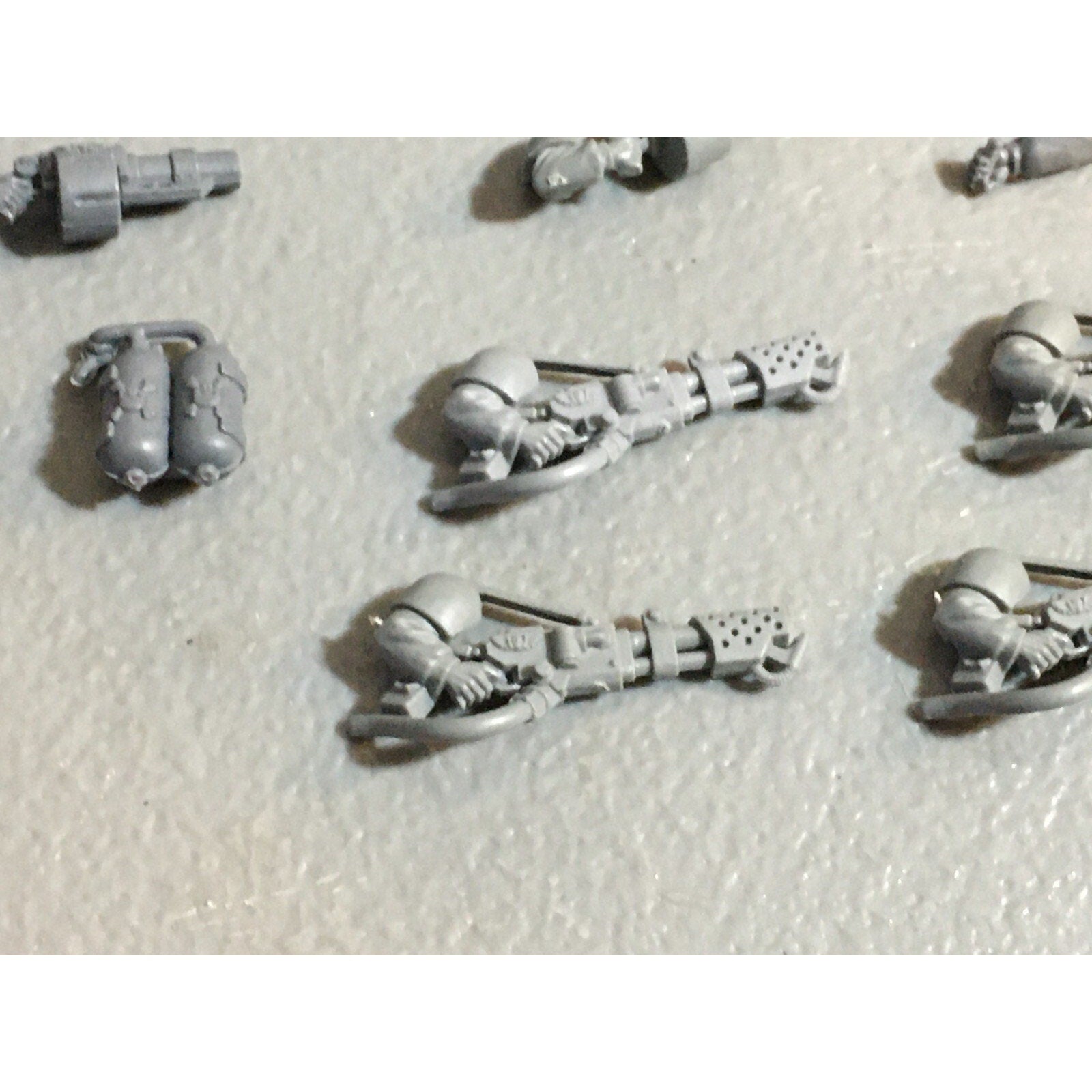 A23209 WARHAMMER 40K IG IMPERIAL ASTRA BITS LOT MIXED GW GAMES WORKSHOP