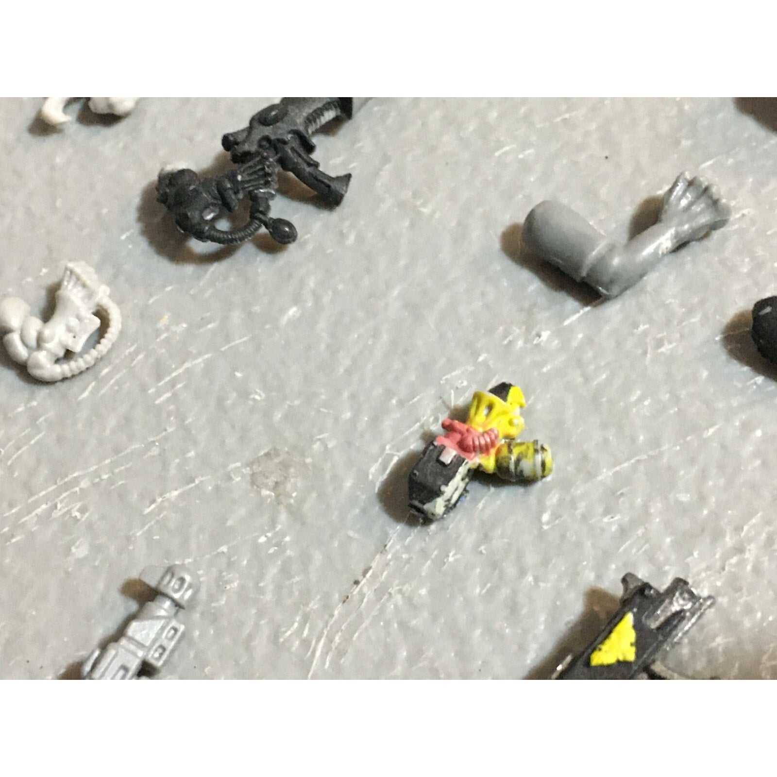 A23495 WARHAMMER 40K BITS LOT ROGUE TRADER MIXED ELDAR SPACE MARINES ORKS GW OOP