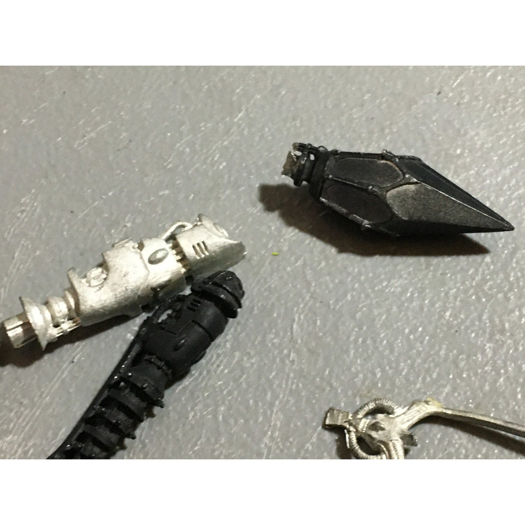 A22393 WARHAMMER 40K ELDAR CRAFTWORLDS METAL BITS LOT WEAPONS GAMES WORKSHOP GW