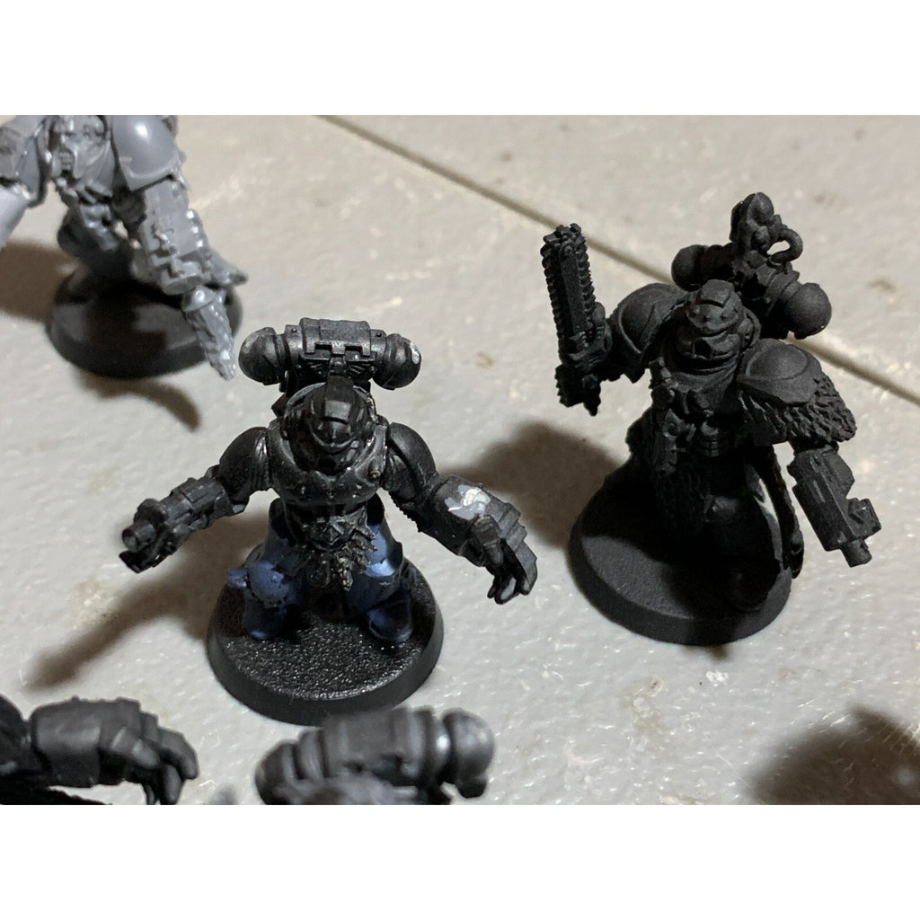 A23308 WARHAMMER 40K SPACE MARINES SPACE WOLVES BITS LOT INC ARMS HEADS SHOULDER