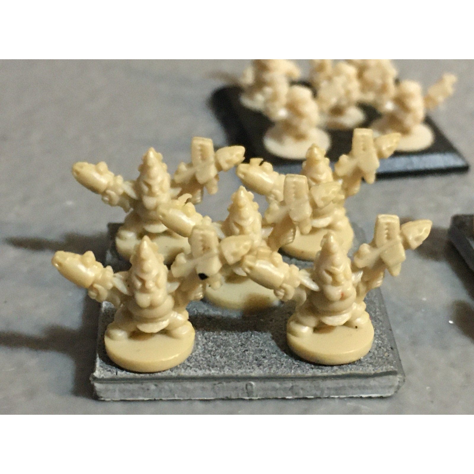 A24534 EPIC 40K SQUAT WARRIORS 5 BASES GAMES WORKSHOP WARHAMMER GW