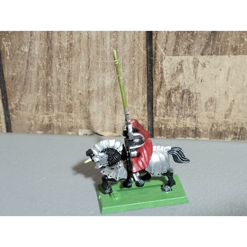 A18997 WARHAMMER FANTASY CHAOS MORTALS CLASSIC KNIGHT PLASTIC