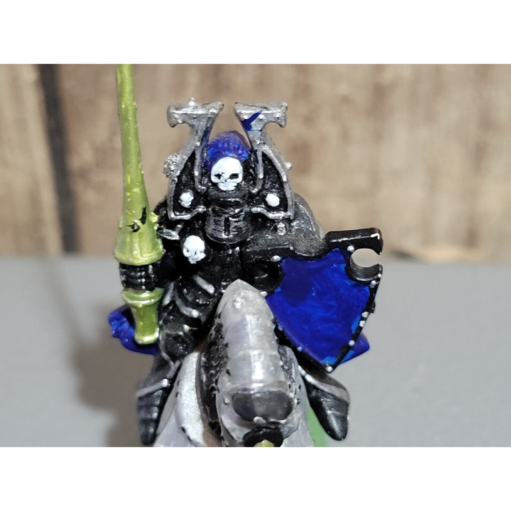 A18999 WARHAMMER FANTASY CHAOS MORTALS CLASSIC KNIGHT PLASTIC