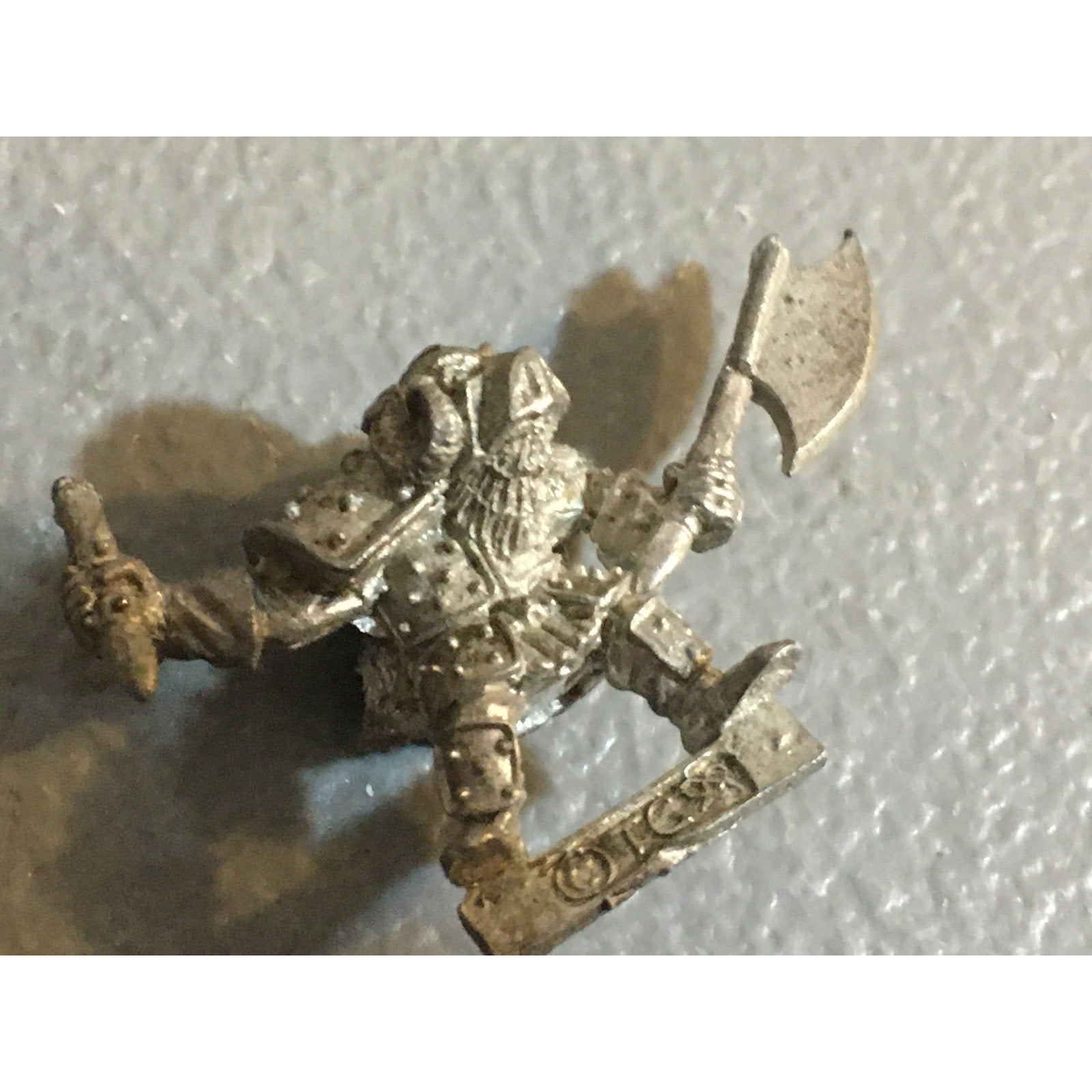 A34032 UNKNOWN METAL MINIATURES FANTASY MIXED LOT CREATURE HUMAN WARRIOR