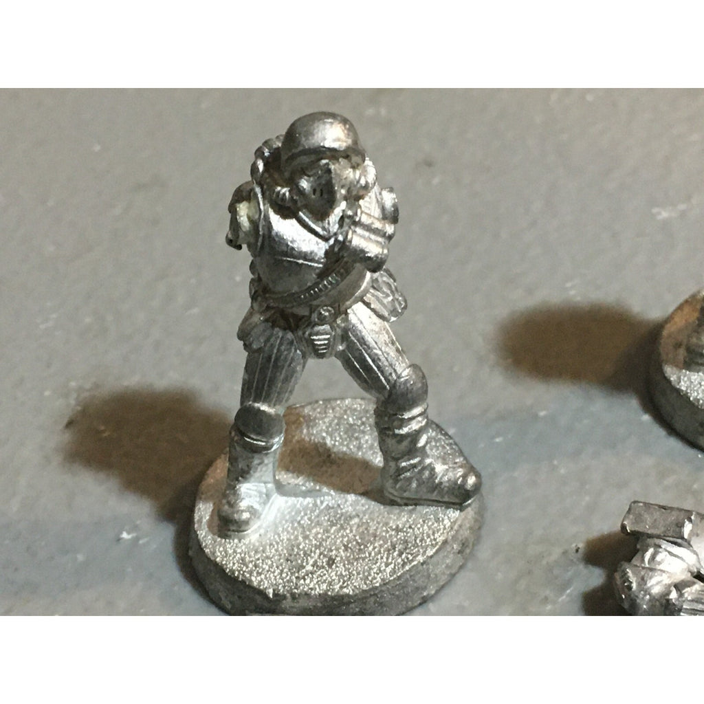 A2206 GLOBAL GAMES LEGINOS OF STEEL SNIPEBOT + INC STORMTROOPERS HEAVY COMMANDOS