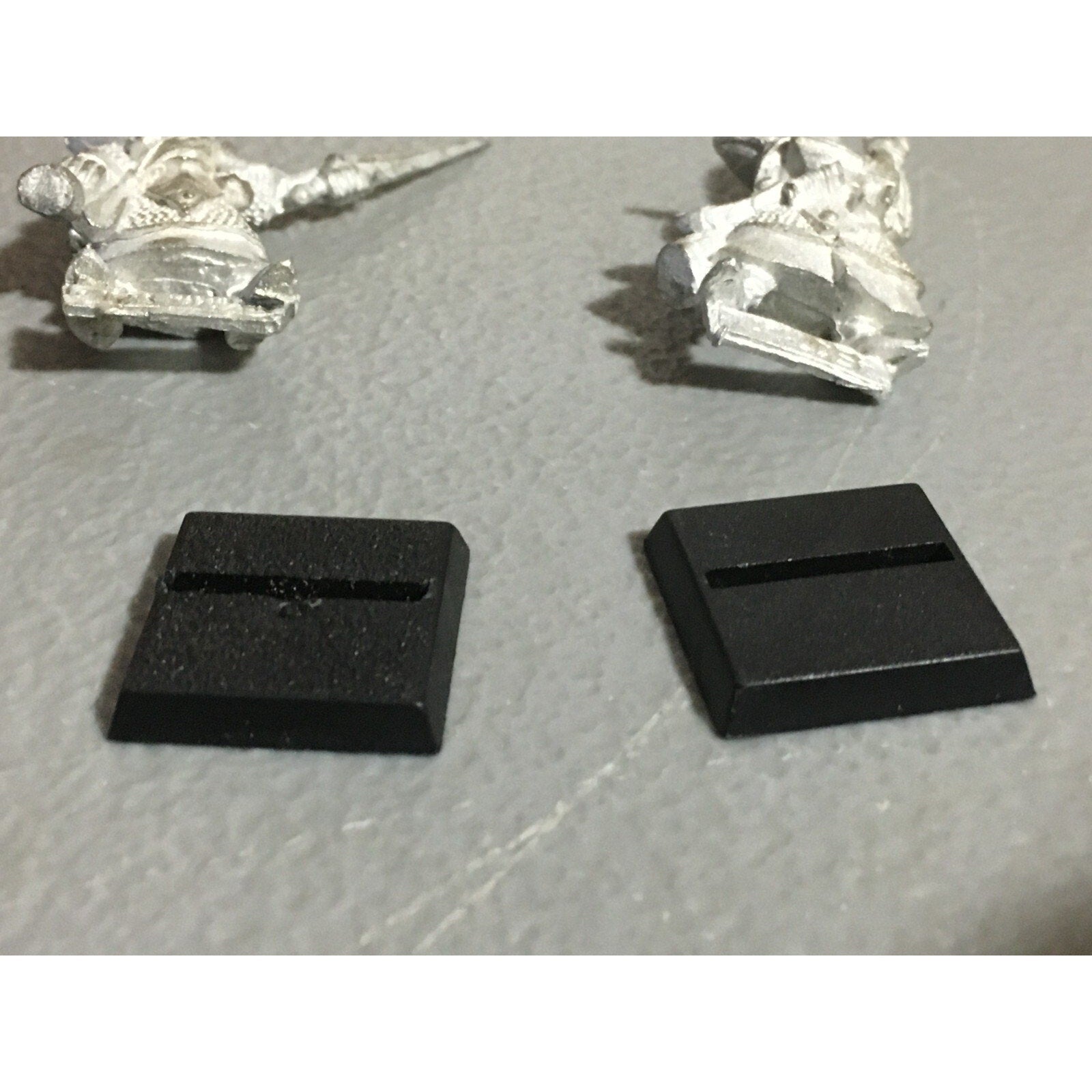 A20383 WARHAMMER FANTASY DARK ELVES METAL REPEATER BOLT THROWER CREW ONLY