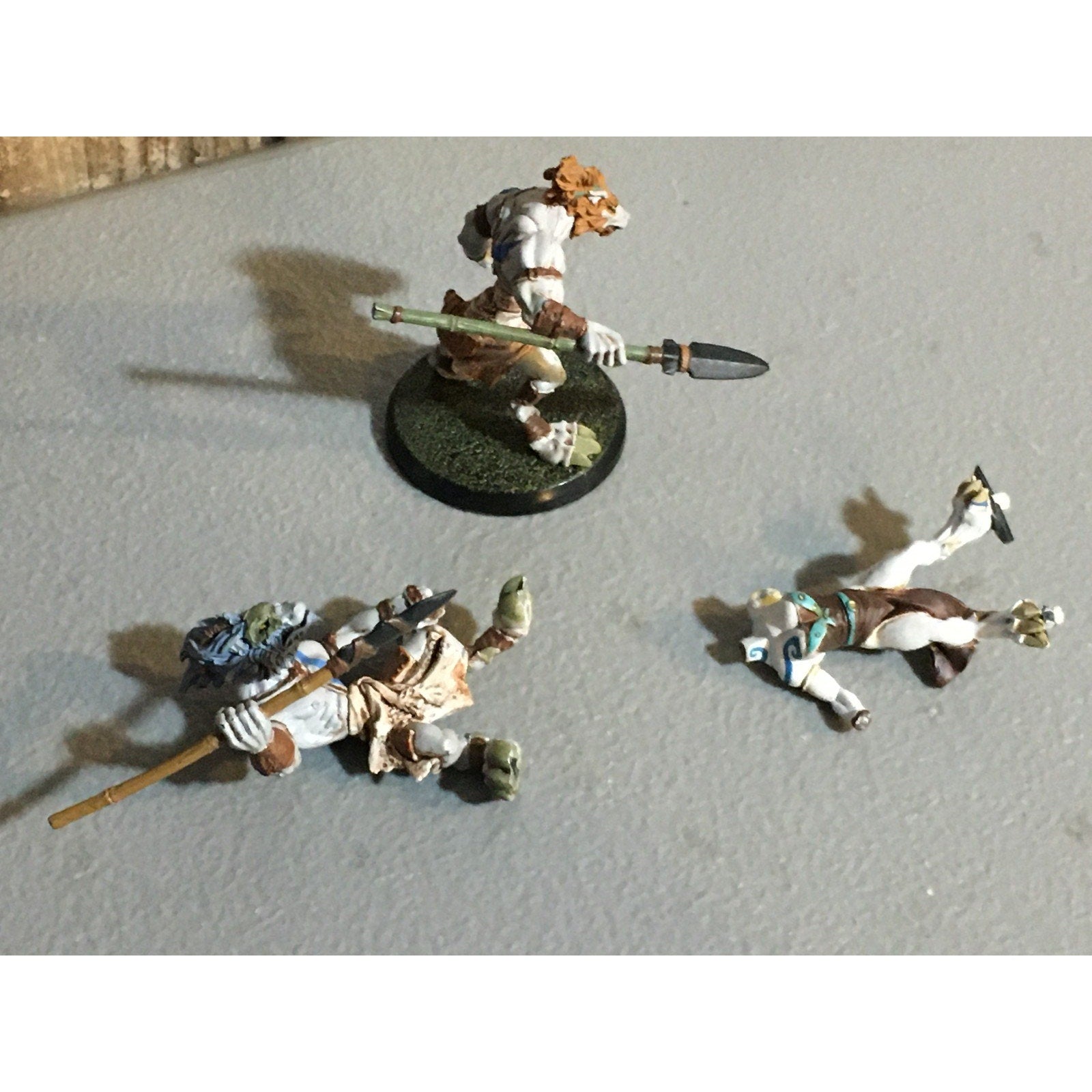 A32517 RACKHAM CONFRONTATION WOLFEN PLASTIC INCOMPLETET 3 PK