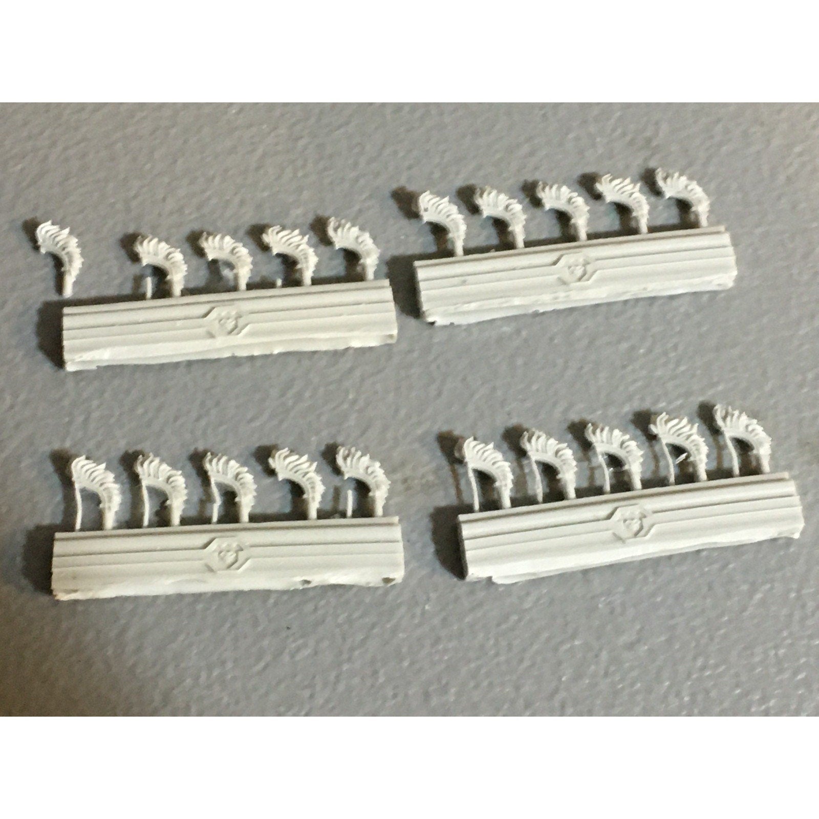 A32537 PUPPETSWAR MINIATURES PLASTIC FANTASY PRAETORIAN CRESTS BITS PACK LOT