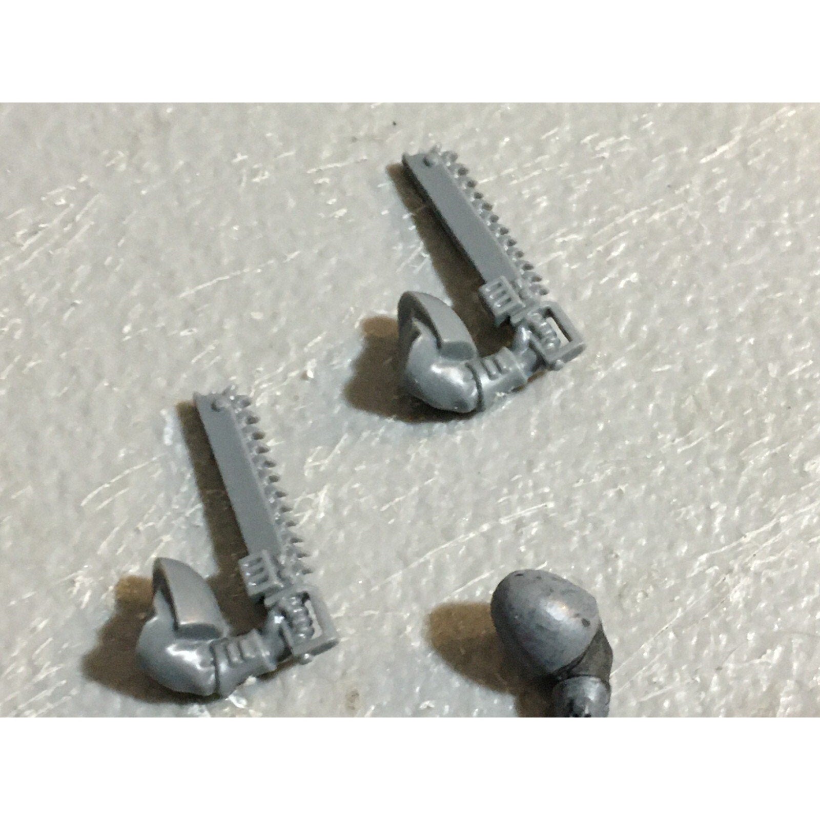 A23092 WARHAMMER 40K SPACE MARINES BITS LOT SCOUTS ARMS GAMES WORKSHOP GW