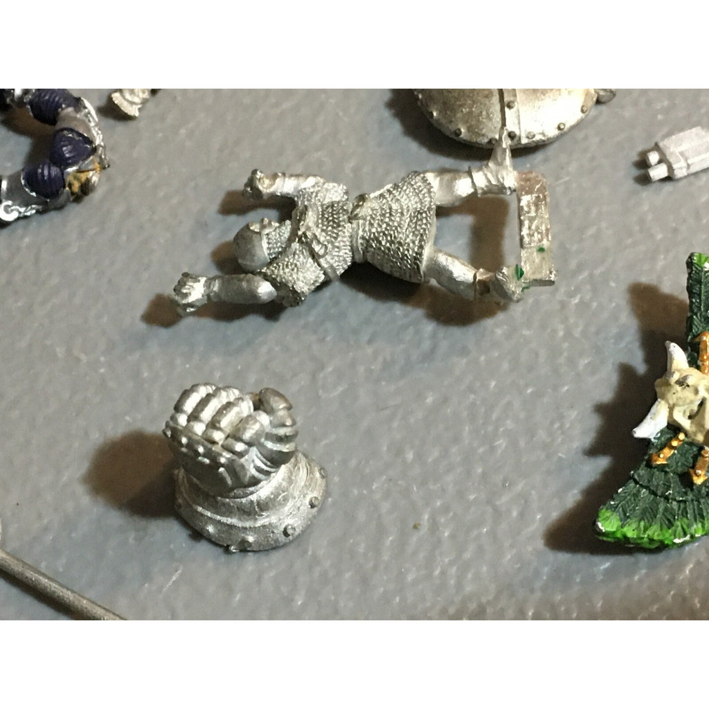 A23523 WARHAMMER FANTASY 40K BITS LOT INCOMPLETE STANDARD RIDER BANNER ELVES