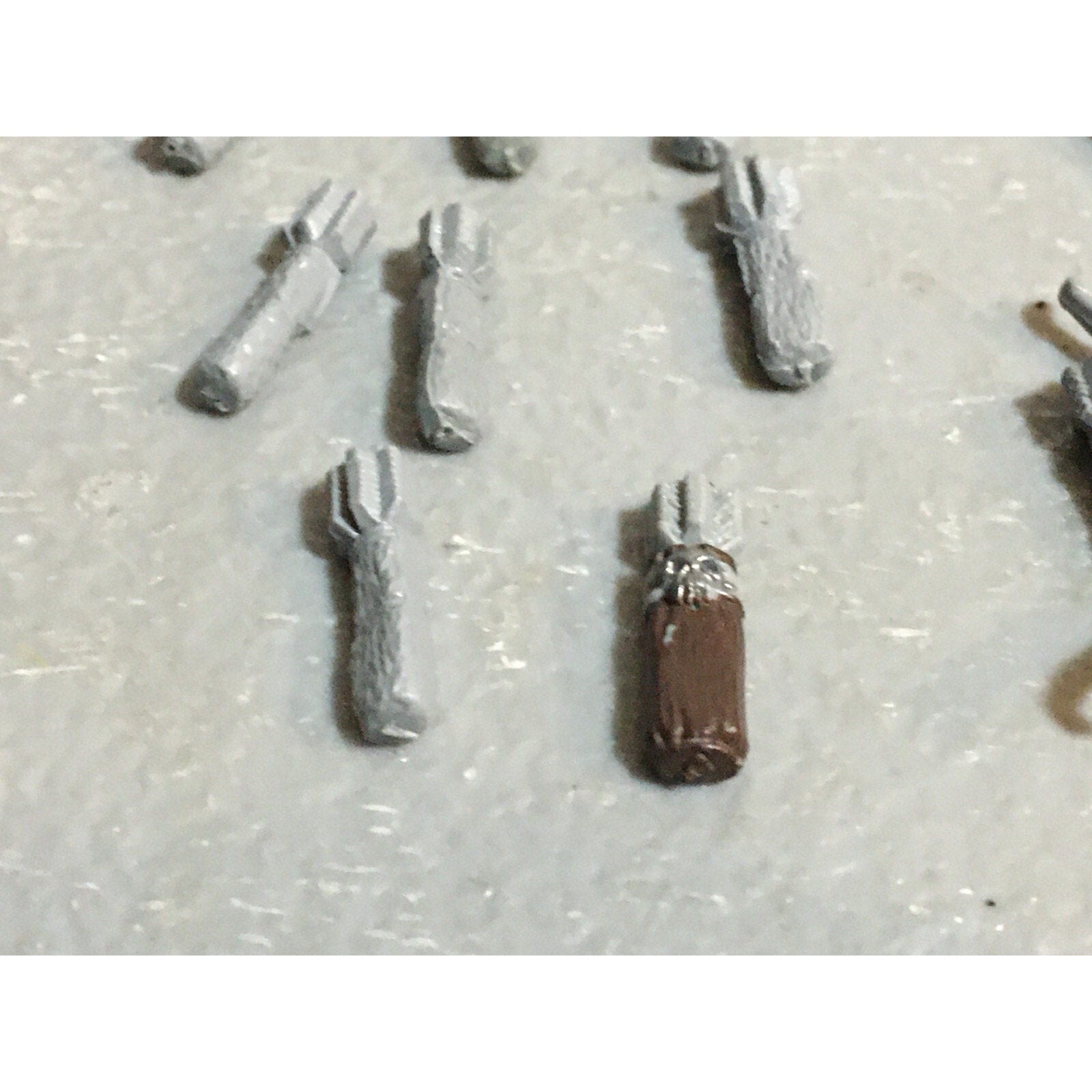 A23433 WARHAMMER FANTASY ORCS & GOBLINS BITS LOT GOBLIN QUIVERS SHIELDS HEADS GW