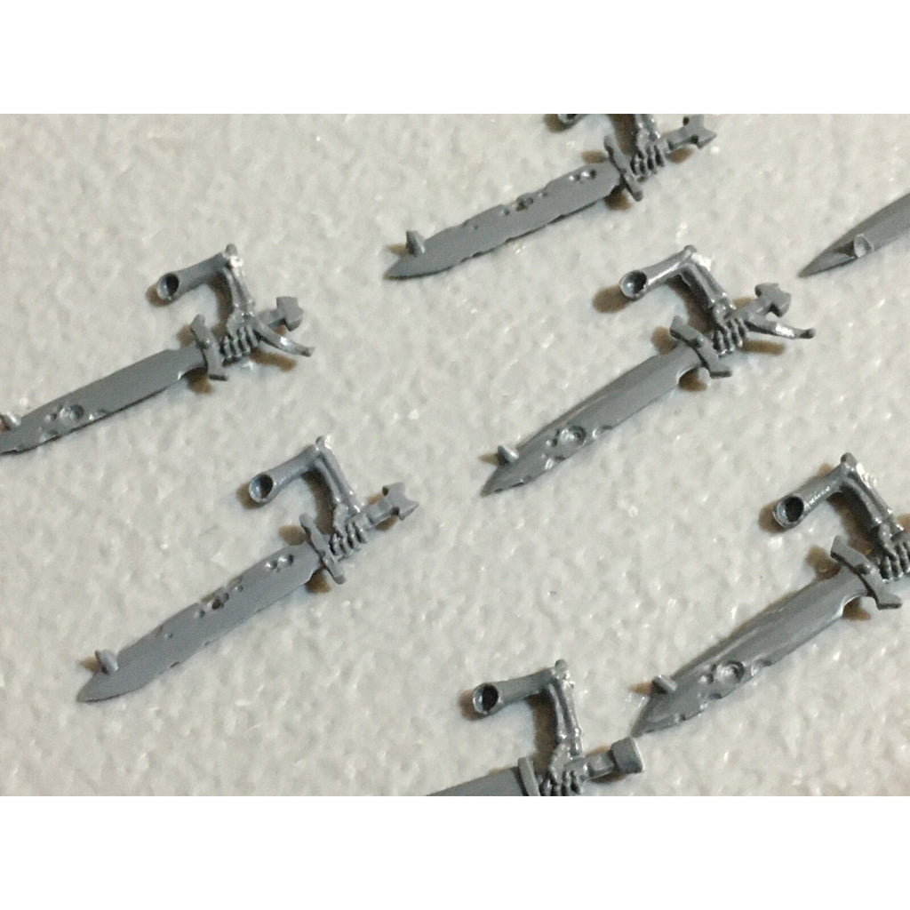 A23415 WARHAMMER FANTASY VAMPIRE COUNTS BITS LOT SKELETON WIGHT SWORD ARMS GW