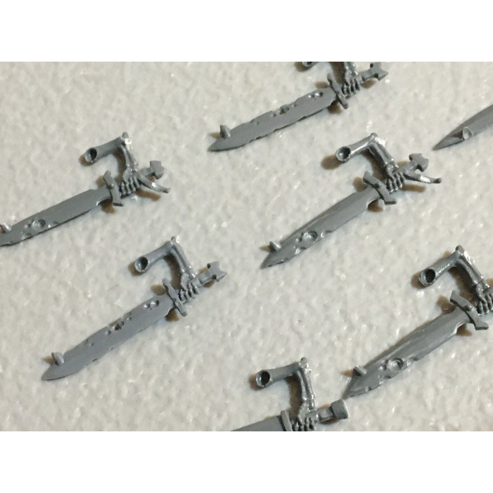 A23415 WARHAMMER FANTASY VAMPIRE COUNTS BITS LOT SKELETON WIGHT SWORD ARMS GW