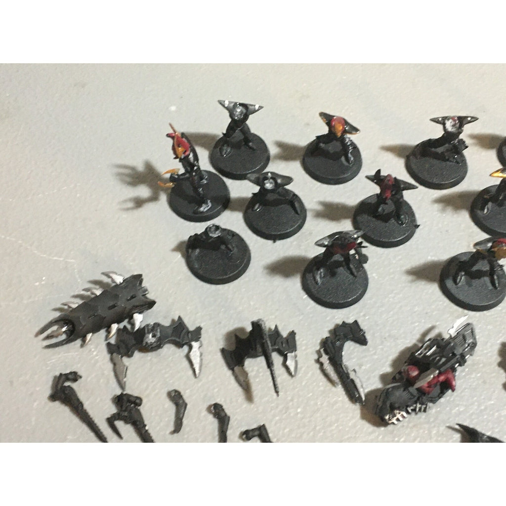 A20398 WARHAMMER 40K DRUKHARI DARK ELDAR INCOMPLETE KABALITE WARRIORS JETBIKE