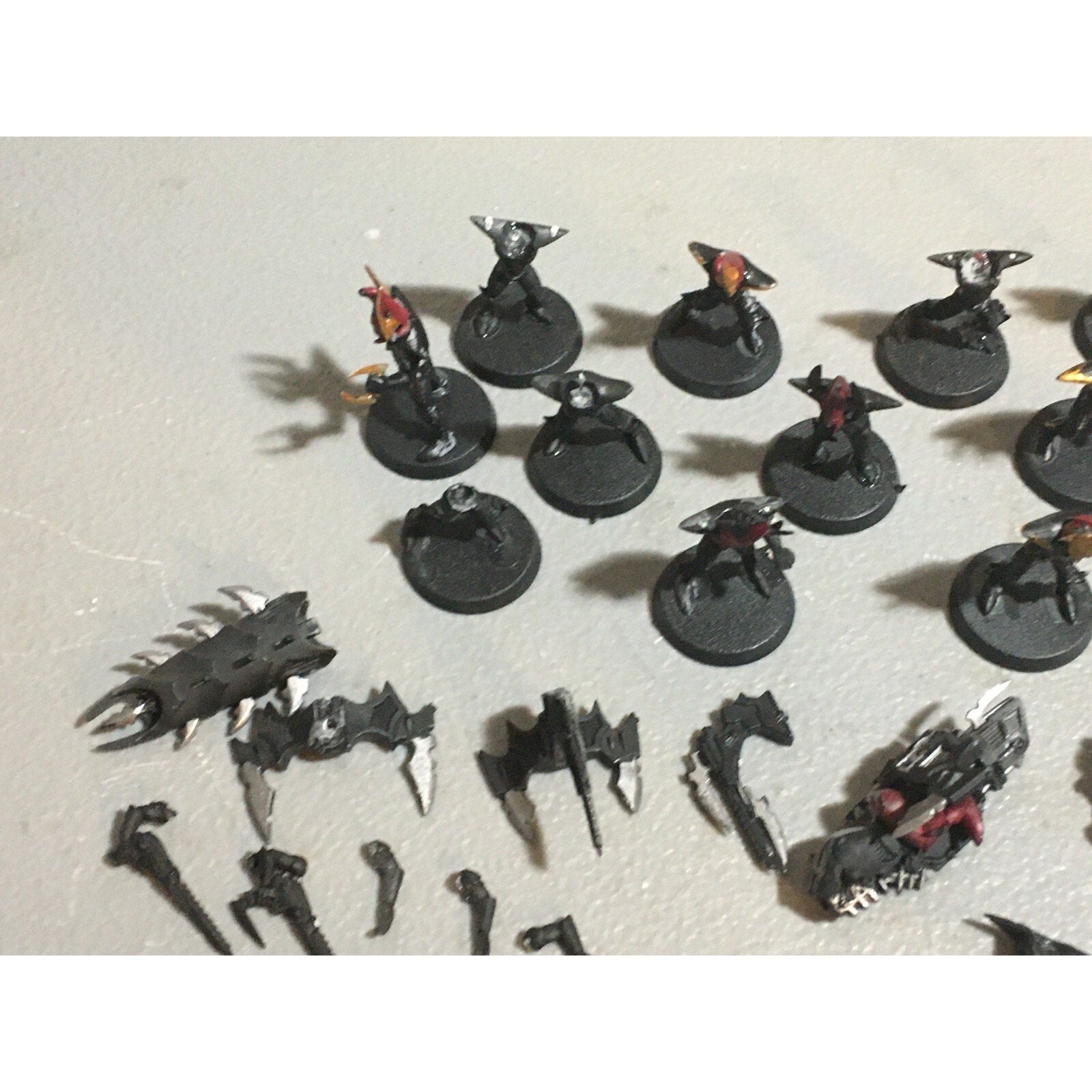 A20398 WARHAMMER 40K DRUKHARI DARK ELDAR INCOMPLETE KABALITE WARRIORS JETBIKE