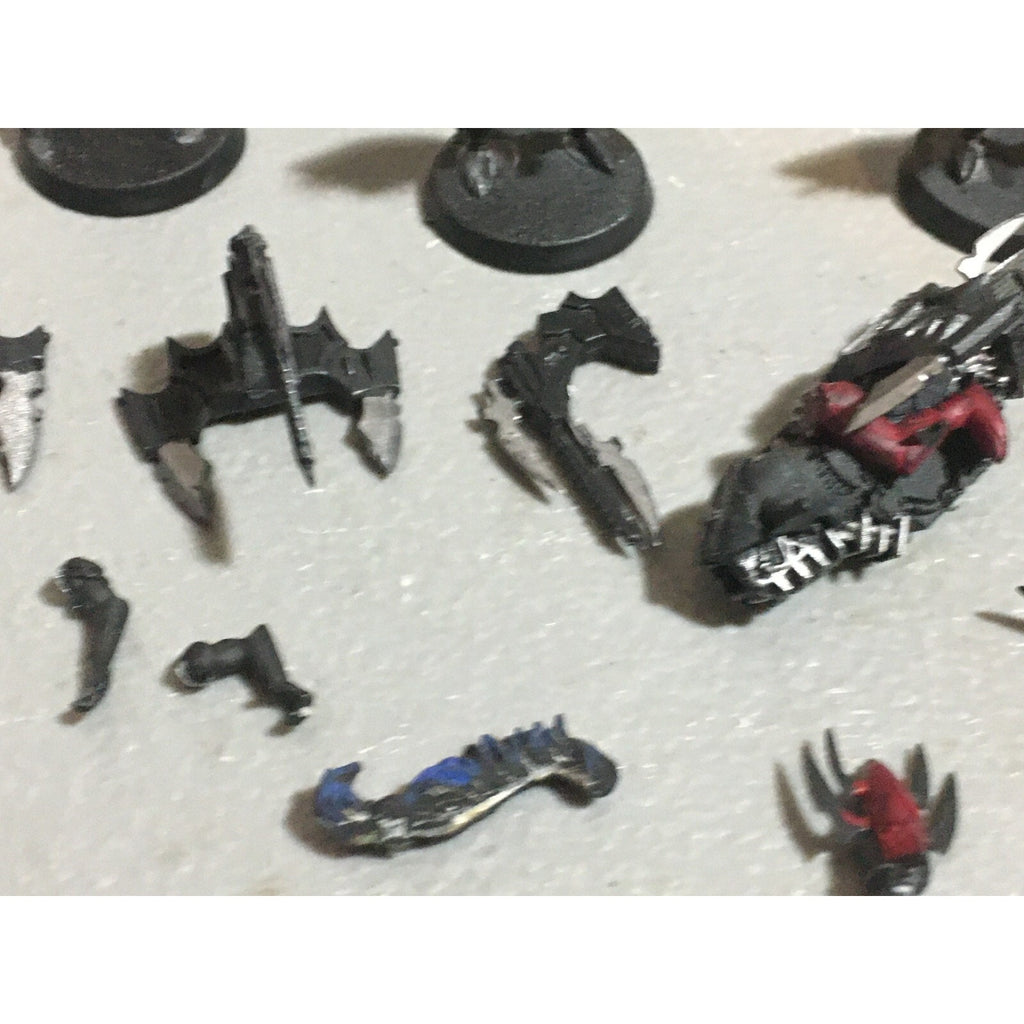 A20398 WARHAMMER 40K DRUKHARI DARK ELDAR INCOMPLETE KABALITE WARRIORS JETBIKE