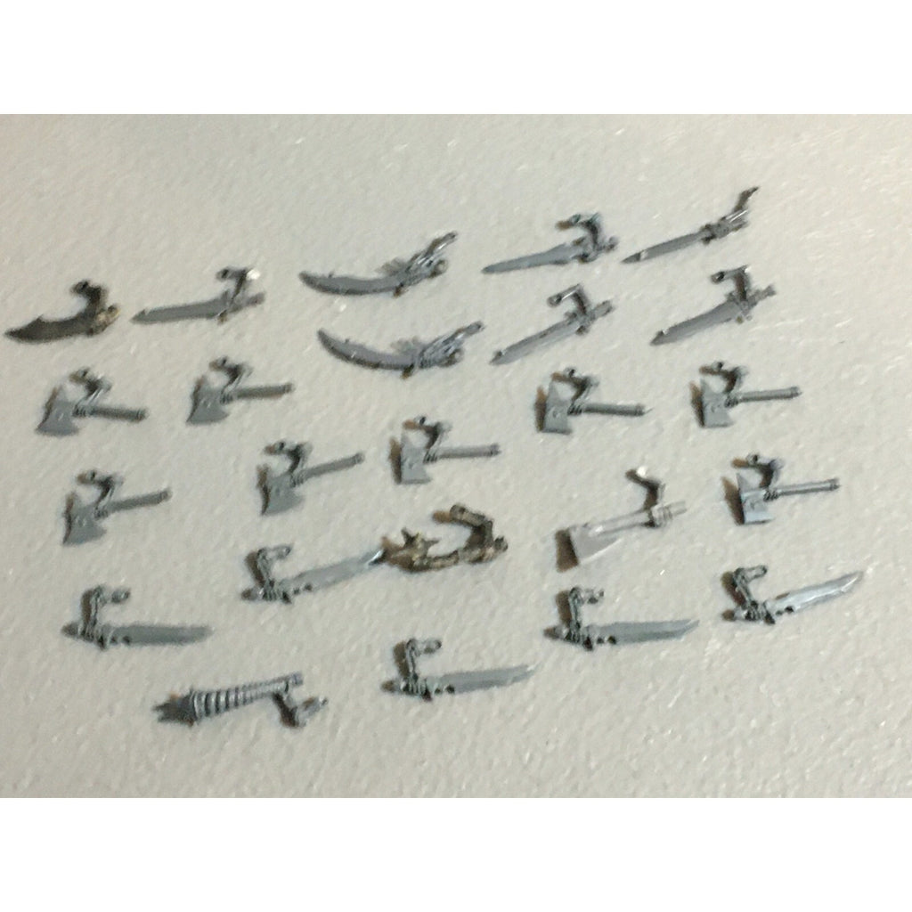 A23417 WARHAMMER FANTASY VAMPIRE COUNTS BITS LOT SKELETON WIGHT SWORD AXE ARM GW