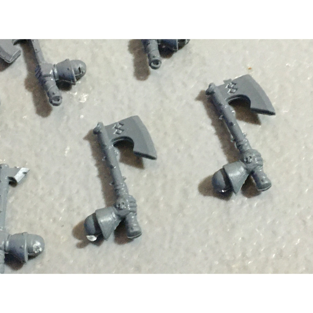 A22213 WARHAMMER FANTASY CHAOS MORTALS BITS LOT AXE HANDS GAMES WORKSHOP