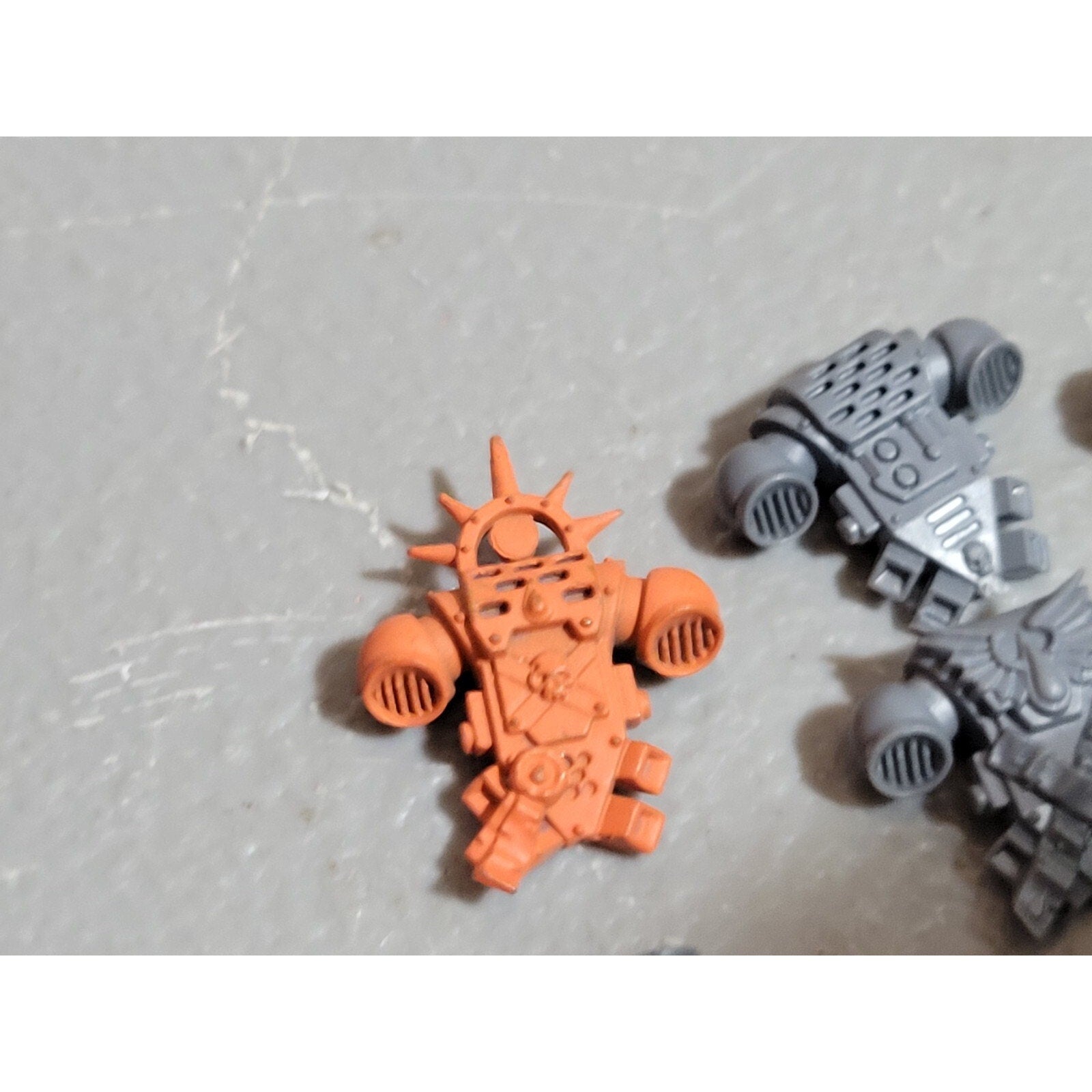 A19068 WARHAMMER 40K SPACE MARINES BLOOD ANGELS BACKPACK 11 PK BITS LOT