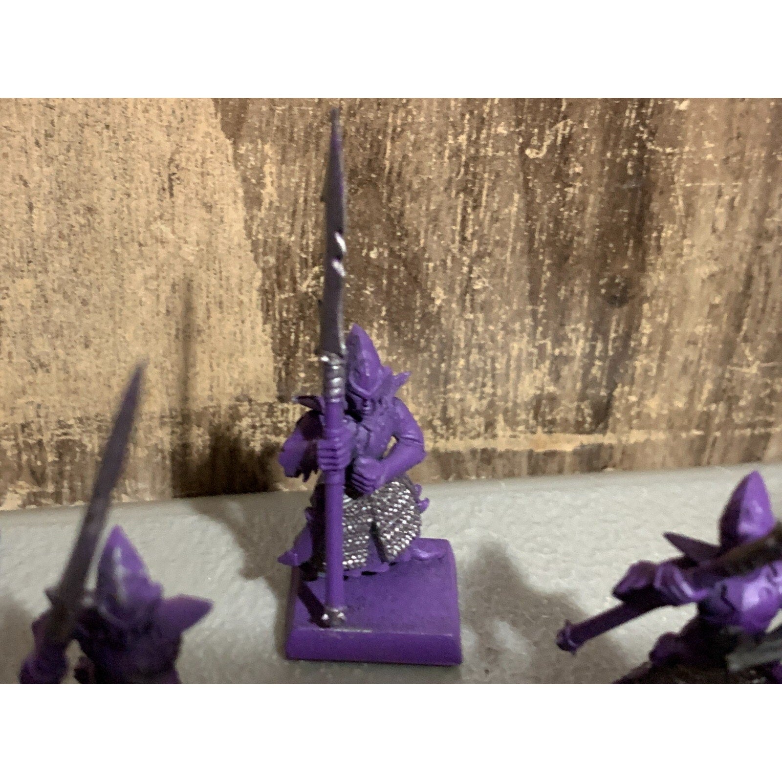 A16903 WARHAMMER AOS FANTASY DARK ELVES SPEARMEN 10 PACK MISS 2 SHIELDS GW