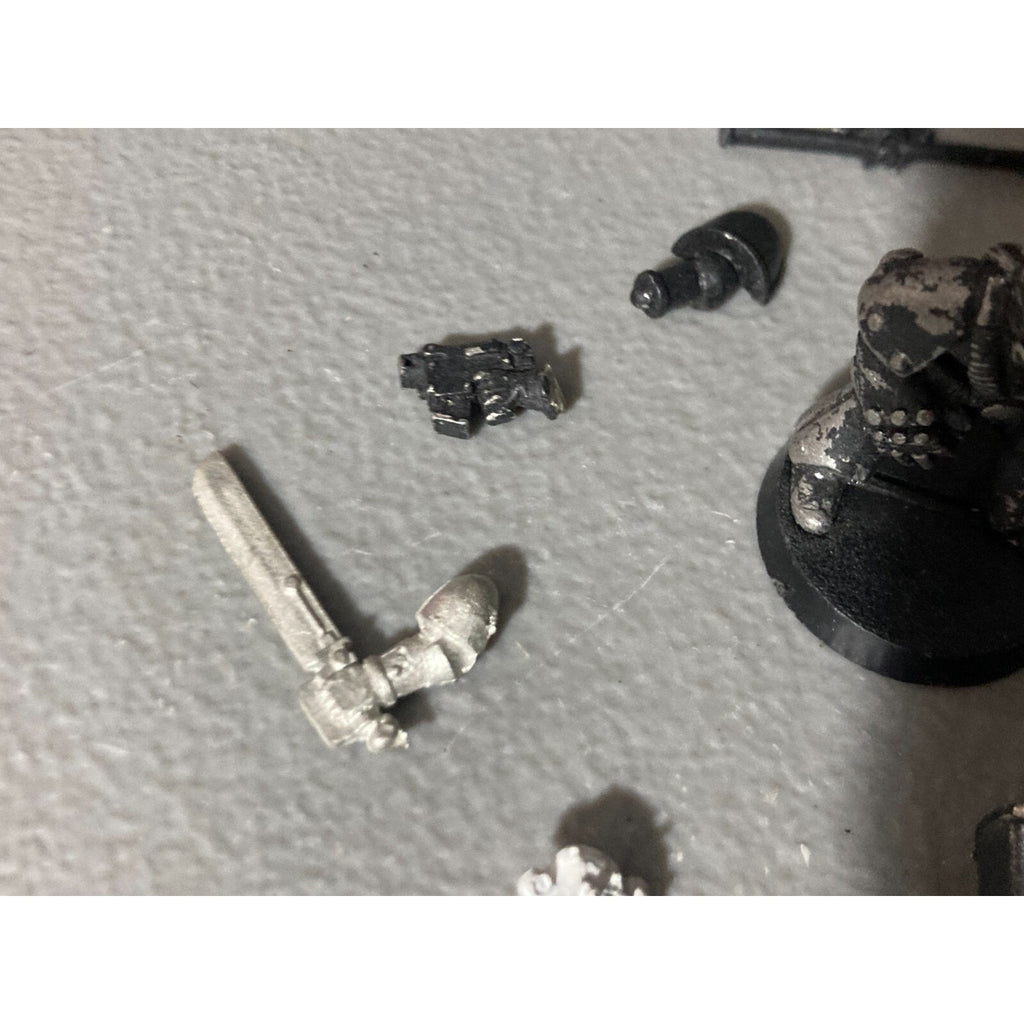 A19745 WARHAMMER 40K SPACE MARINES ALL METAL BITS LOT POLE PLASMA SHIELD ARM