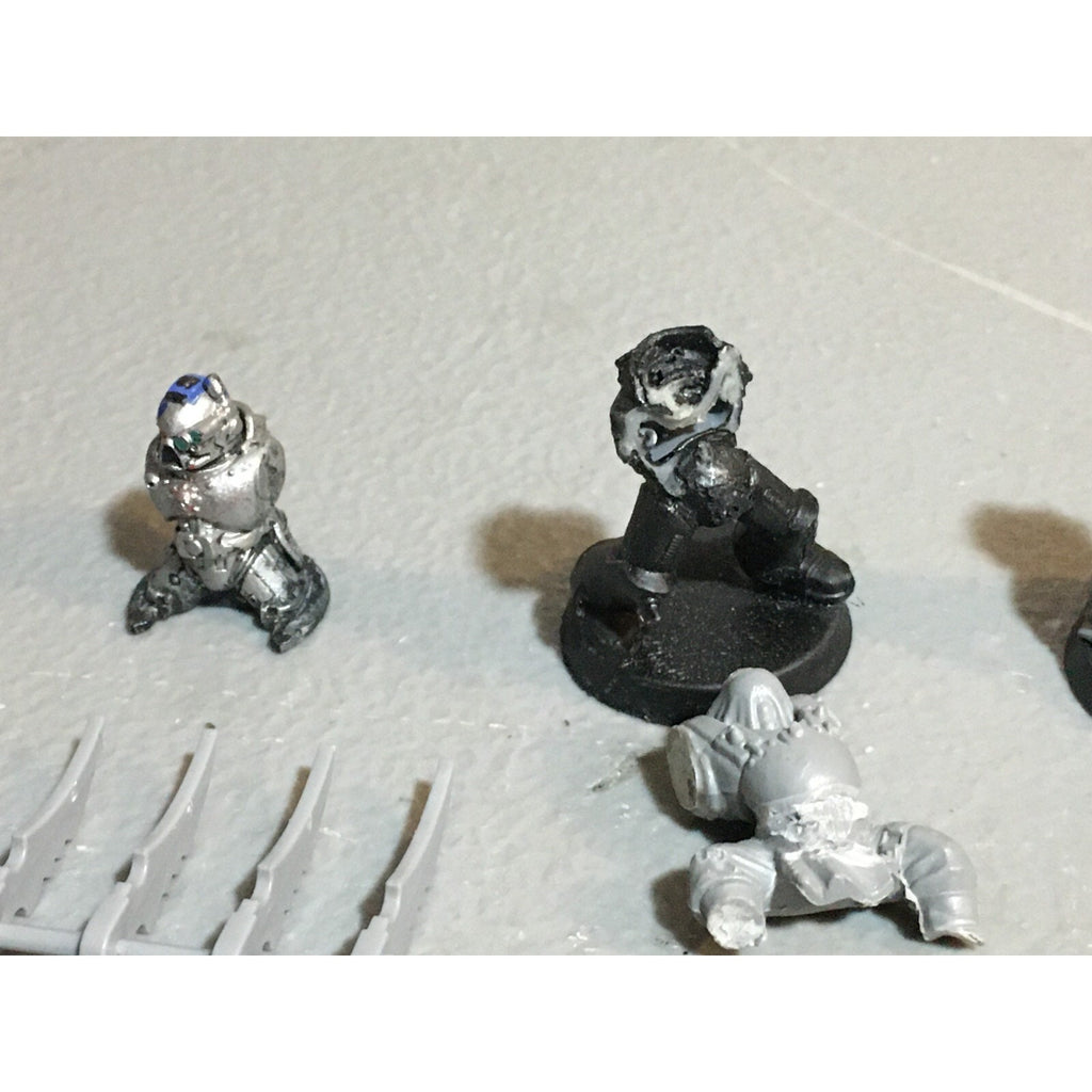 A23487 WARHAMMER 40K BITS LOT MIXED SPACE MARINES CUSTODES ELDAR GW