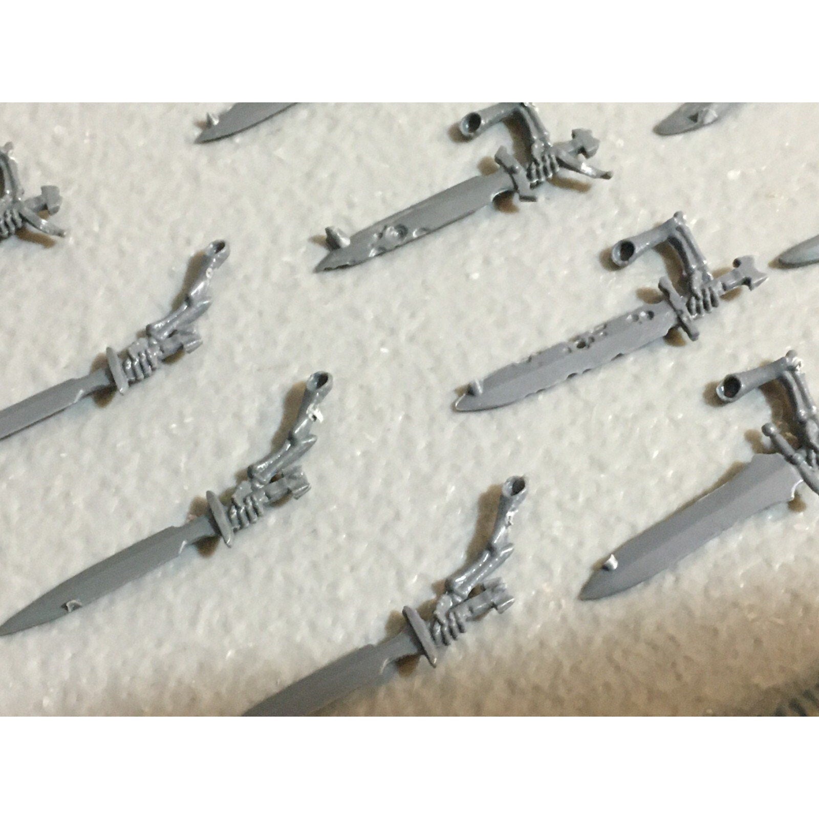 A23416 WARHAMMER FANTASY VAMPIRE COUNTS BITS LOT SKELETON WIGHT SWORD ARMS GW
